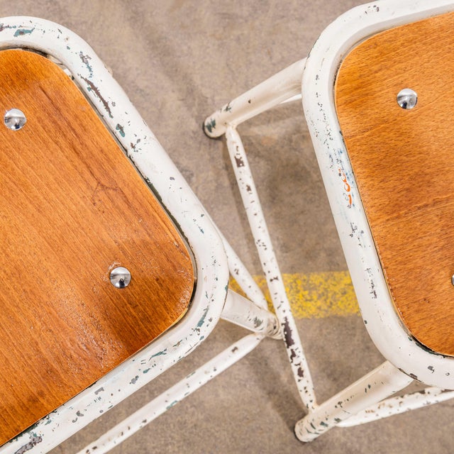 1960s Low Stacking Stools in White from Mullca, 1960s, Set of 2 For Sale - Image 5 of 8