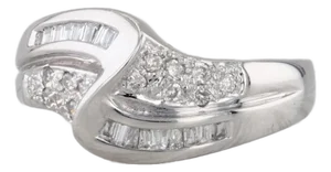 0.30ctw Diamond Bypass Ring 14k White Gold Size 7