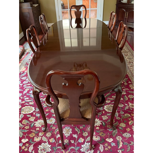 Early 1990’s Thomasville Oval Dining Room Table With 6 Chairs For Sale - Image 14 of 14