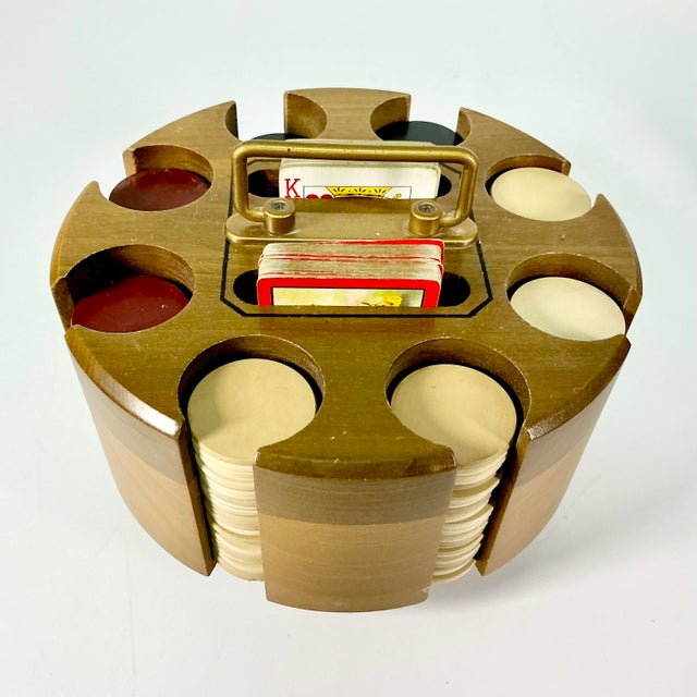 1950s Vintage Americana Boho Chic Bakelite Poker Chips and Wood Caddy With Cover For Sale - Image 9 of 11