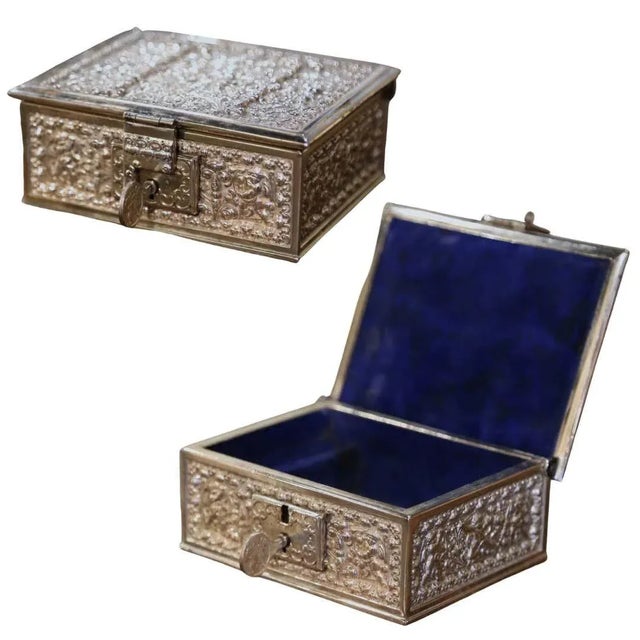 19th Century French Napoleon III Silver-Plated Copper Jewelry Box For Sale - Image 11 of 11
