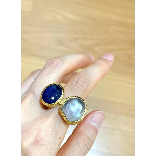 Metal Bochic “Orient” Blue Sapphire & Pearl Vintage 2 Gem Ring Set 18K & Silver, Size 9.5 For Sale - Image 7 of 12