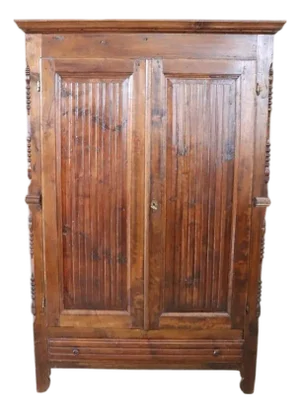 Antique Wardrobe in Poplar Wood, 1800s