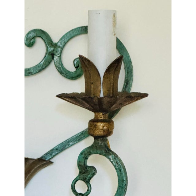 1980s Single 2 Bulb Tole Toleware Italian Gilt and Verdigris Sconce , Italy For Sale - Image 5 of 11
