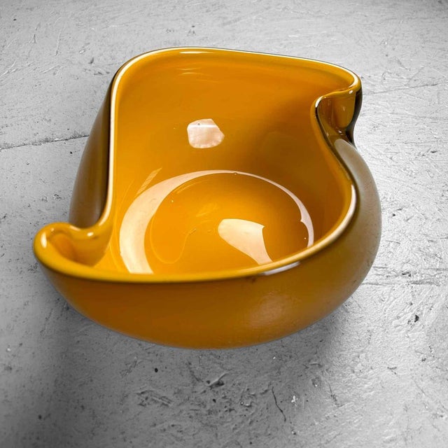 Mid-Century Japanese Opaline Glass Bowl, 1970s For Sale - Image 10 of 14