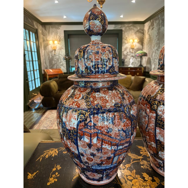 Japanese Large Pair of 19th Century Imari Japanese Temple Jars With Covers For Sale - Image 3 of 12