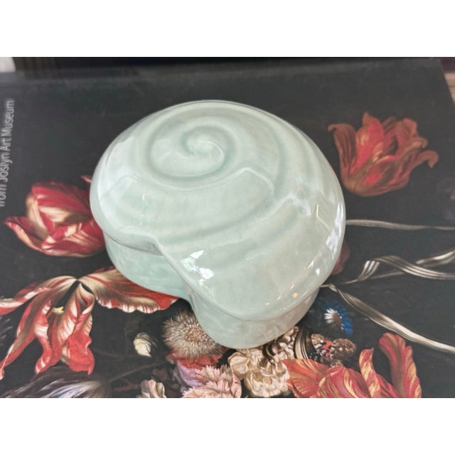 Contemporary Vintage Shell-Shaped Lidded Celadon Box For Sale - Image 3 of 6