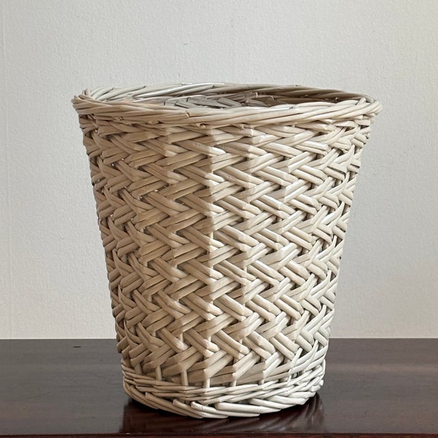 Mid-20th Century Basketweave Wastepaper Basket W/ Light Taupe Finish For Sale - Image 17 of 17