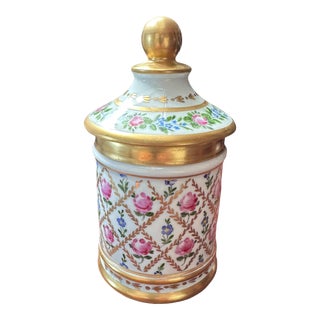 Vtg Porcelain Small Container Jar Gold Lid Pink & Light Blue Roses With Small Green Leaves Lattice Hand Painted Gilded Limoges Signed Made in France For Sale