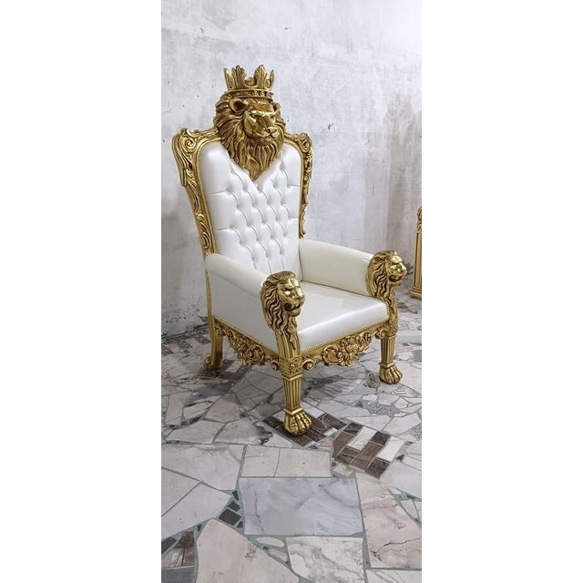 French 1960s Royal Lion Throne Chair with Matching Lion Scepter-pearl white For Sale - Image 3 of 8