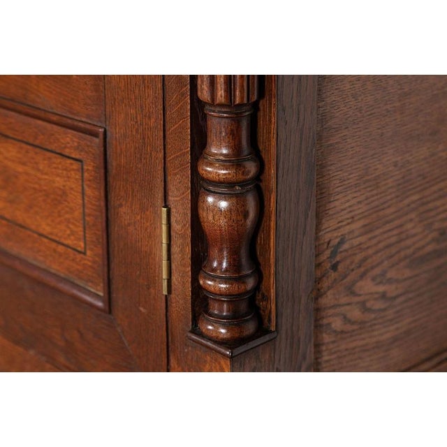 Large 19th Century English Georgian Oak Housekeepers Cupboard, 1820 For Sale - Image 14 of 18