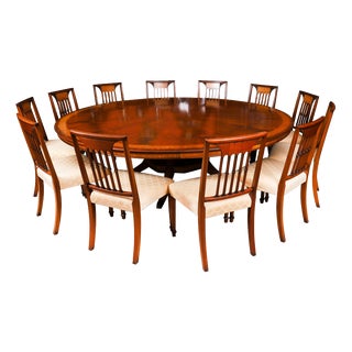 Antique Flame Mahogany Dining Table and Chairs from Harrods, 1900s, Set of 13 For Sale