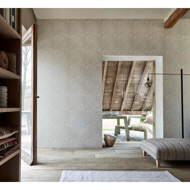 This is a tranquil monotone wallpaper print designed by Morris in 1875 and one of the few designs Morris produced for both...