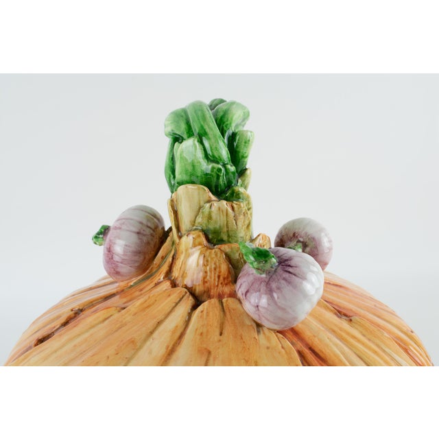 1960s Este Ceramic Large Majolica Onion Tureen Covered Dish Centerpiece For Sale - Image 17 of 18