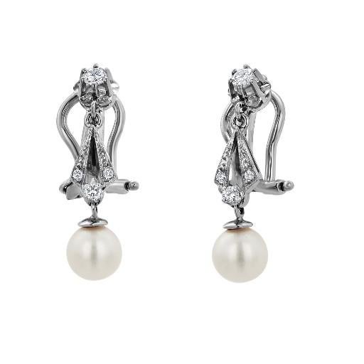 1940s 1940s Platinum Diamond and Pear Lever Back Drop Earrings 1 Inch Long, A Pair For Sale - Image 5 of 8