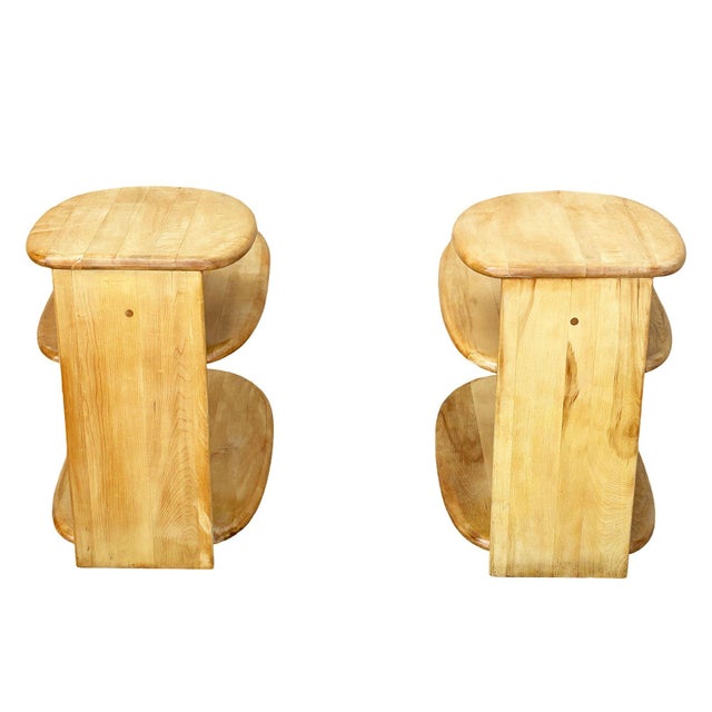 1940s MCM C3753 3-Tier Blonde Surfboard End Table Pair by Heywood Wakefield, 1941 For Sale - Image 5 of 7