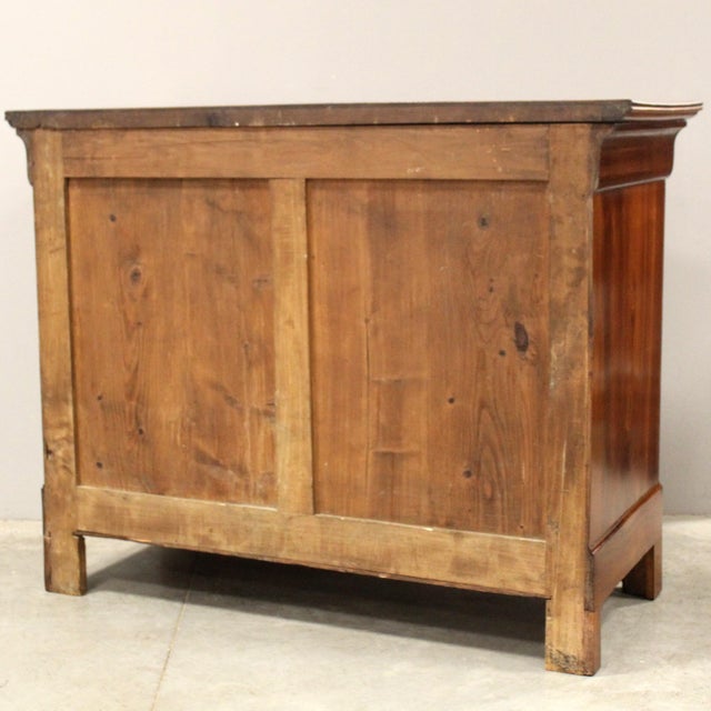 Wood 19th Century Louis Philippe Chest of Drawers in Walnut For Sale - Image 7 of 13