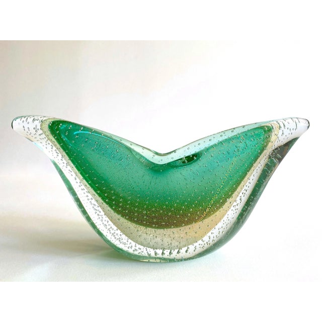 Barovier & Toso Mid Century Modernist Murano Art Glass Pistachio Green Gold Leaf Fleck Bullicante Winged Crescent Sommerso Bowl Vase For Sale In Kansas City - Image 6 of 13