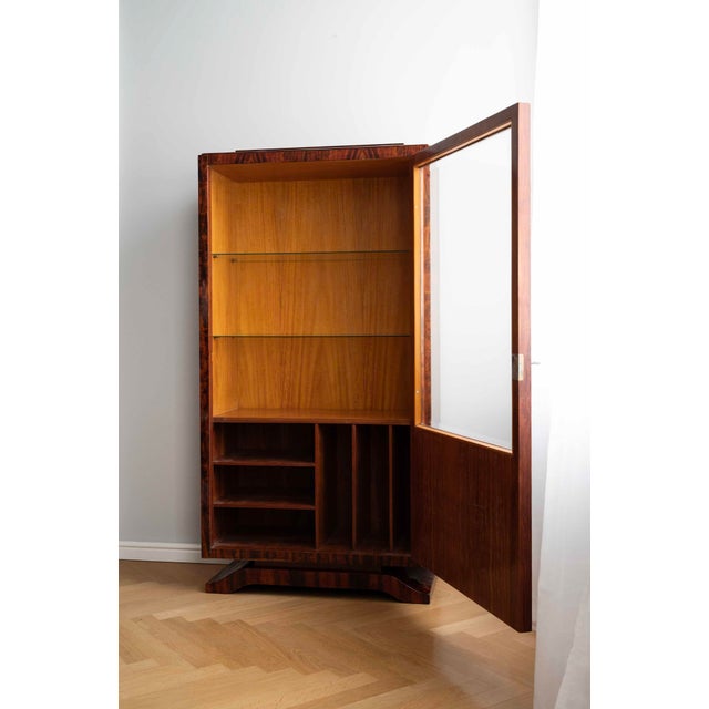 French Art Deco Display Cabinet, 1930s For Sale - Image 4 of 11
