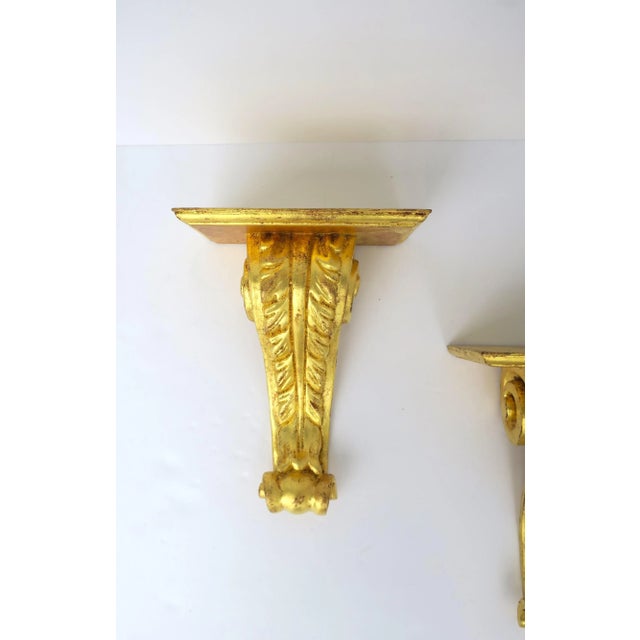Wood Italian Gold Gilt Giltwood Wall Shelves Acanthus Leaf Design, Pair For Sale - Image 7 of 12