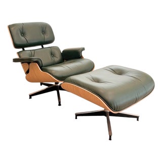 Eames Lounge Chair and Ottoman by Herman Miller – Green Leather For Sale