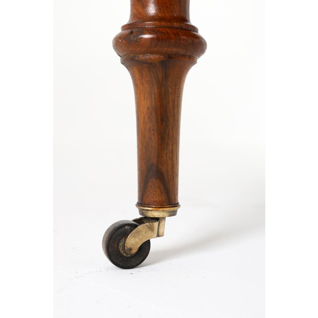 French Extendable Walnut Dining Table, 1850 For Sale - Image 3 of 18