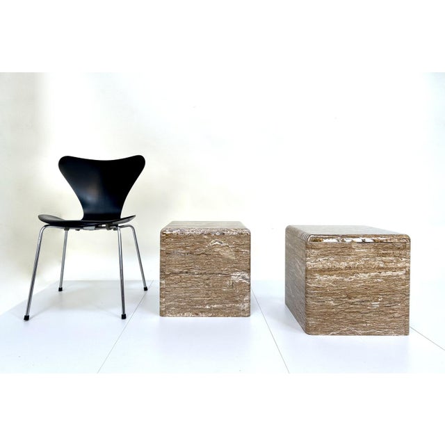 Modern Veined Polished Travertine Stone Side Tables, 1970s, Set of 2 For Sale - Image 3 of 18