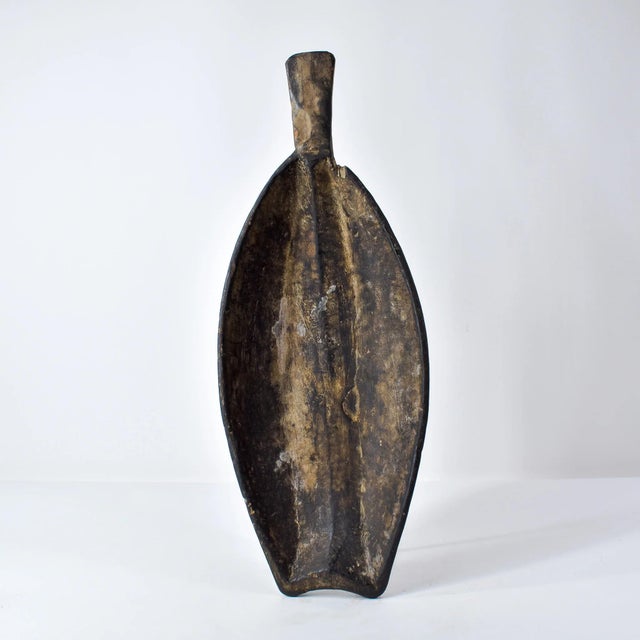 Early 20th Century Dinka Fon Fon Wood Food Plate For Sale - Image 12 of 14