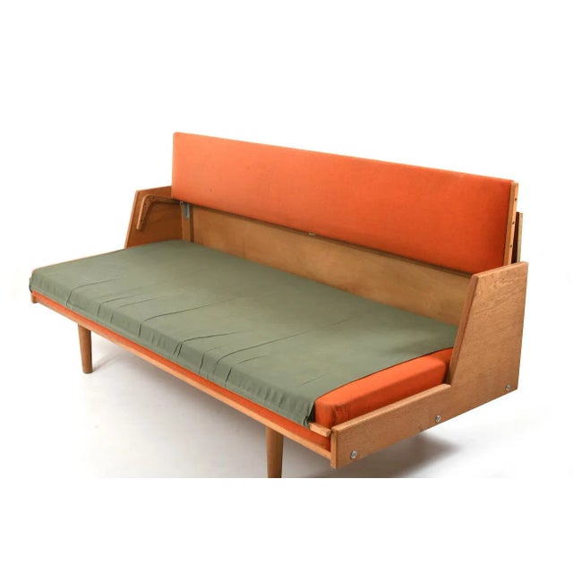 Beige Early GE-258 Daybed in Oak by Hans J. Wegner for Getama For Sale - Image 8 of 10