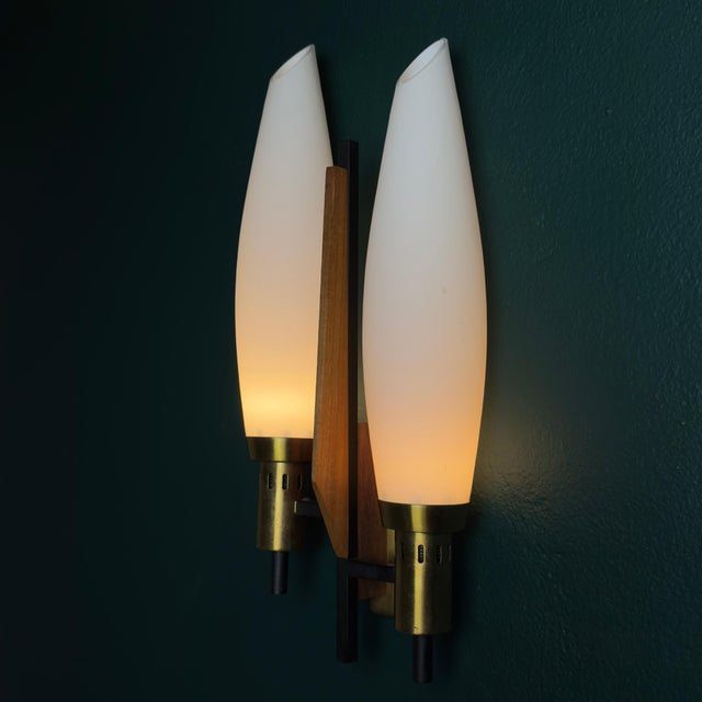 Mid-Century Modern Vintage Wall Lamp from Stilnovo, Italy, 1960s For Sale - Image 3 of 16