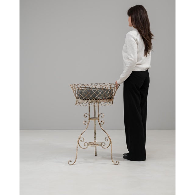 French 20th Century French White Painted Metal Flower Stand For Sale - Image 3 of 18