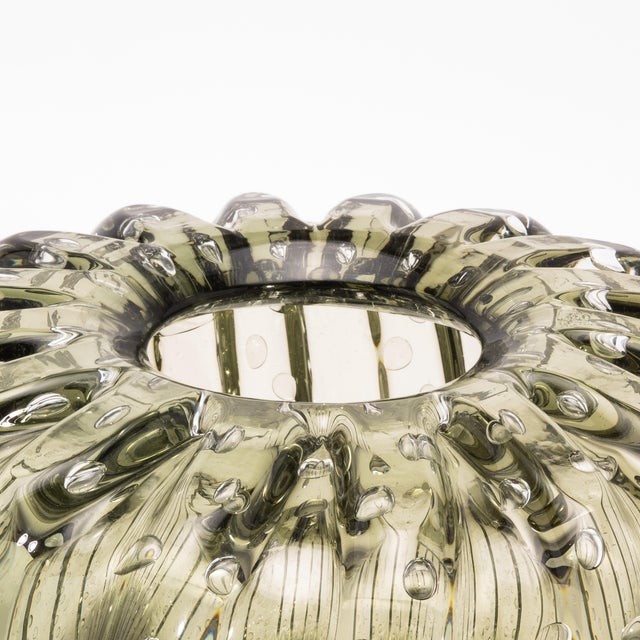 Hand-Blown Murano Cactus Vase in Fern Green With Bubbles Small For Sale In Los Angeles - Image 6 of 9
