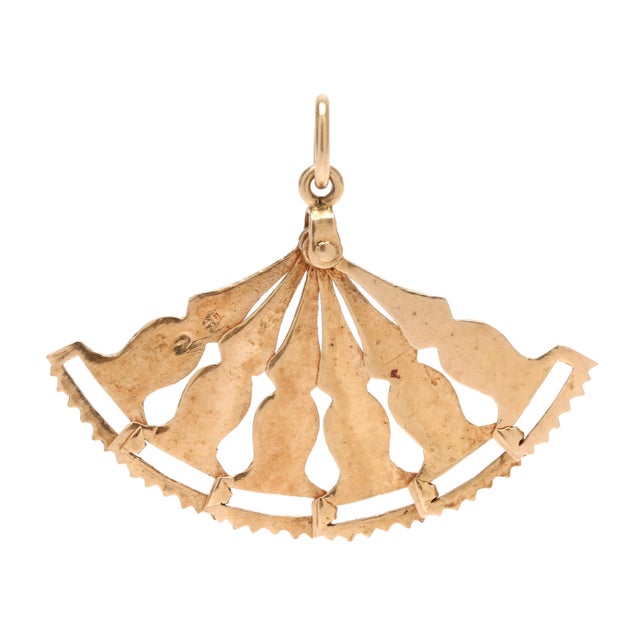 Length: 1 in. Weight: 1.4 dwts. / 2.1 grams Stamps: 14k (tested) SKU: P2081 A Couple Of Things to Note: * This is a...