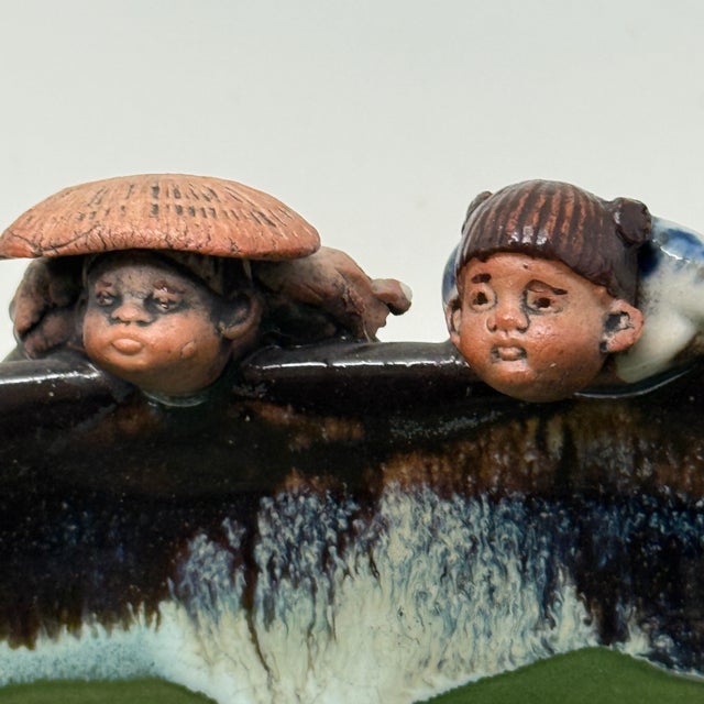 Ceramic Antique Meiji Period Japanese Inoue Ryosai Simida Gawa "Ten Men Looking" Bowl For Sale - Image 7 of 9