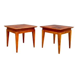 Mid-Century Modern Pair of Square Side Tables With Tapered Legs and Book-Match Tabletop