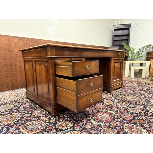 Italian Desk with Leather Top from Assi D'Asolo For Sale - Image 13 of 18