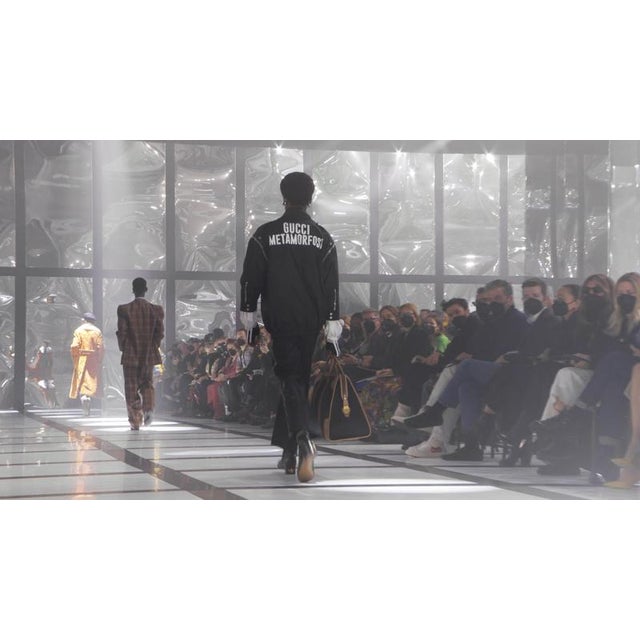 Metal Distorting 300 Cm Vertical Mirror in Polished Stainless Steel by Julien Vidame For Sale - Image 7 of 9