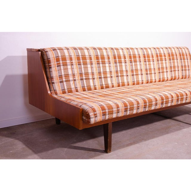 1970s Scandinavian Folding Sofabed, Czechoslovakia, 1970s For Sale - Image 5 of 18