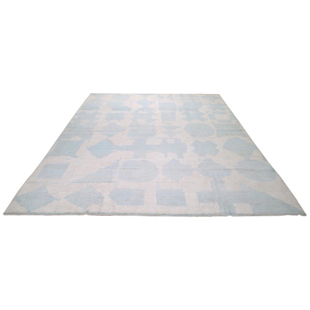 Hand Knotted Rug. Made of organic wool. Natural colors and soft texture.
