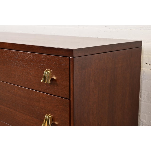 T. H. Robsjohn-Gibbings for Widdicomb Mid-Century Modern Hollywood Regency Mahogany Dresser or Credenza, Newly Refinished For Sale - Image 9 of 14