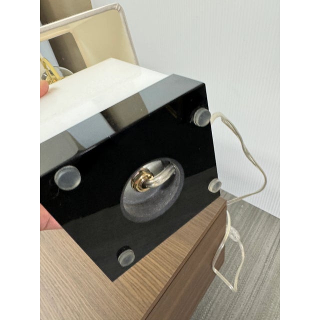 Contemporary Quartz + Marble Petite Table Lamps, Pair For Sale In San Francisco - Image 6 of 15