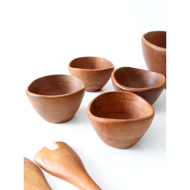 Mid 20th Century Teak Salad Bowl Set With Serving Utensils - 7 pcs For Sale - Image 15 of 18