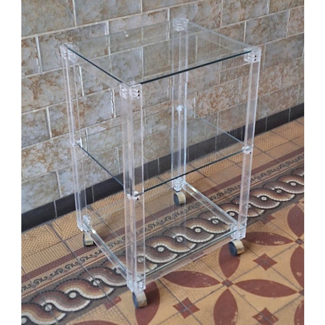 Mid-Century Modern Vintage Italian Acrylic Glass and Glass Serving Trolley, 1980 For Sale - Image 3 of 15