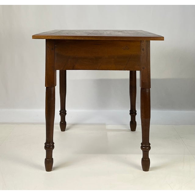 19th Century Southern Federal Inlaid Walnut & Yellow Pine Tavern Table For Sale - Image 4 of 17