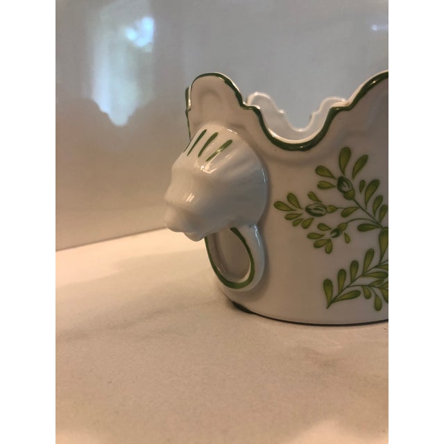 Mid 20th Century Vintage Scalloped Edged Kelly Green Jardiniere Cache Pot For Sale - Image 5 of 11