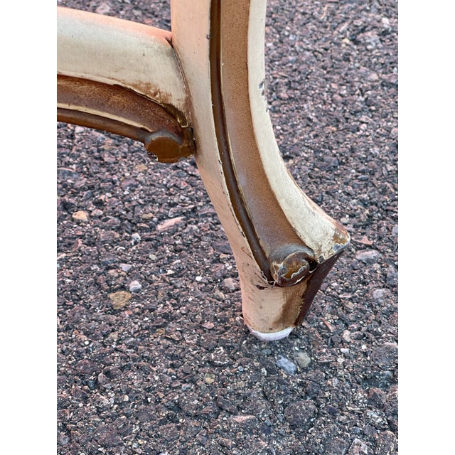 French 1940s Vintage French Foyer Console Table With Patinated Painted Finish For Sale - Image 3 of 12