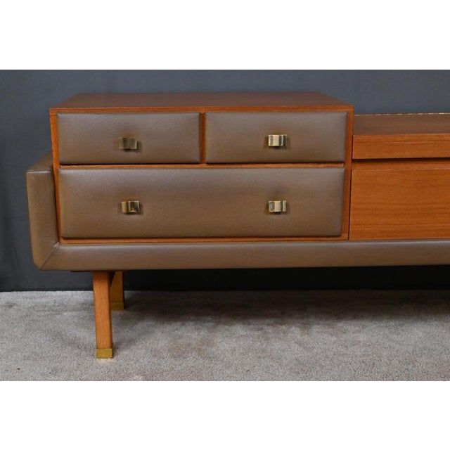 Teak and Nubuck Dressing Table attributed to R. Landault, 1970, Set of 3 For Sale - Image 6 of 18