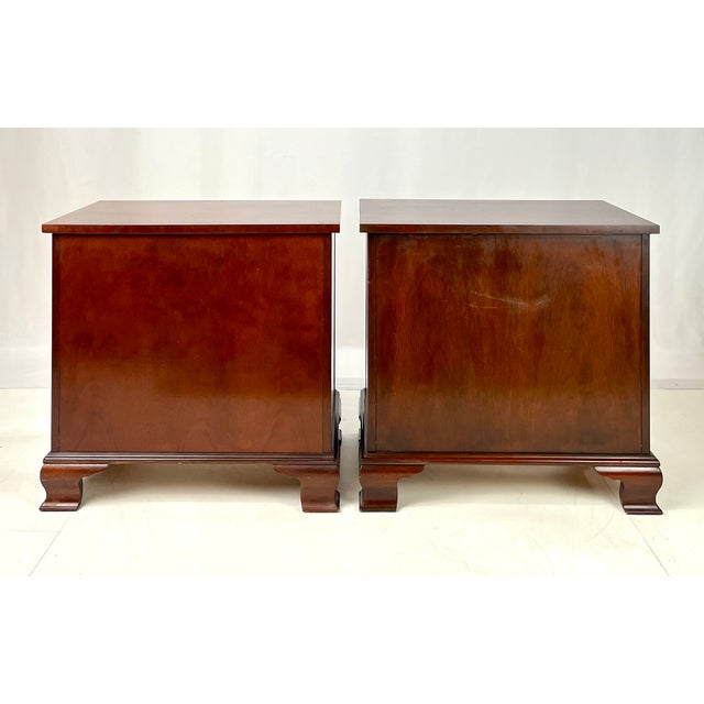 Wood Late 20th Century Baker Furniture Chippendale Style Mahogany 3-Drawer Nightstands - A Pair For Sale - Image 7 of 18