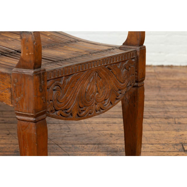 Antique Indonesian Reclining Plantation Chair with Bamboo Slats and Carved Décor For Sale In New York - Image 6 of 10