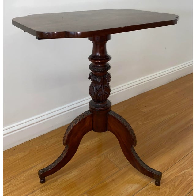 19th Century Mahogany Pedestal Base Candle Stand / Side Table For Sale In San Francisco - Image 6 of 11